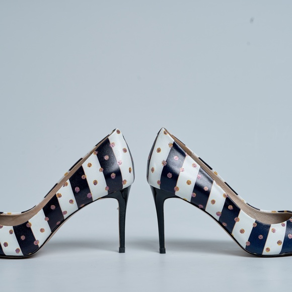 NWT genuine Leather pumps - Picture 2 of 5